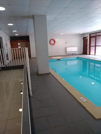 Joli T2 Dans Avec Piscine, Hammam Et Parking Gratuits