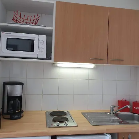 Joli T2 Dans Avec Piscine, Hammam Et Parking Gratuits Apartmán