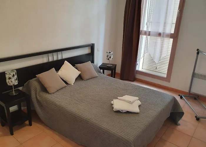 Joli T2 Dans Avec Piscine, Hammam Et Parking Gratuits Апартаменты Каркассон